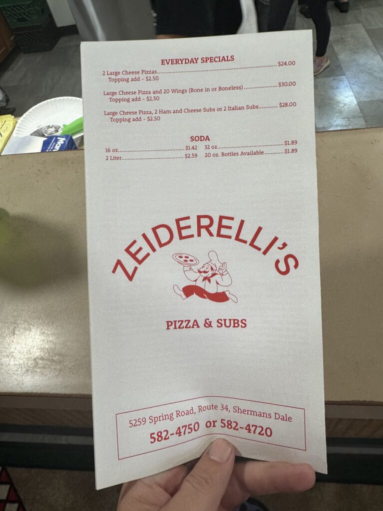 Zeiderellis\\\' Pizza & Subs 3